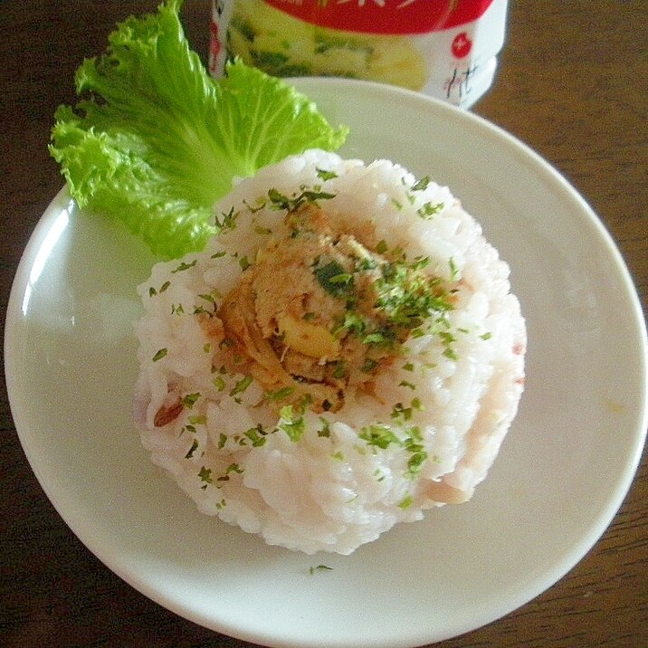 青ネギ入り中華風卵焼き入りおにぎり♪